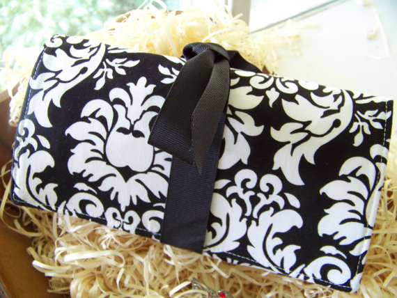 Mariage - Black and White Wedding Set of (5) Jewelry Clutches (Pick Your Ribbon Colors)