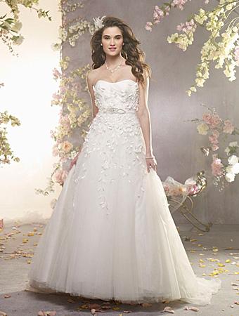 Hochzeit - Wedding dress 2015 Alfred Angelo Style 2420
