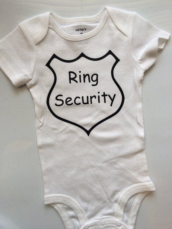 Hochzeit - Ring Bearer Shirt - Ring Bearer Gift- Wedding Party gift- Ring bearer funny shirt--- Ring Security-- shirt only