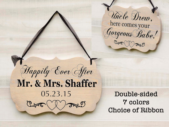 Hochzeit - Personalized Double Two Sided wedding wood sign 7 colors. Mr. and Mrs., Ring Bearer Sign, Here Comes the Bride, Country Rustic Wedding Decor