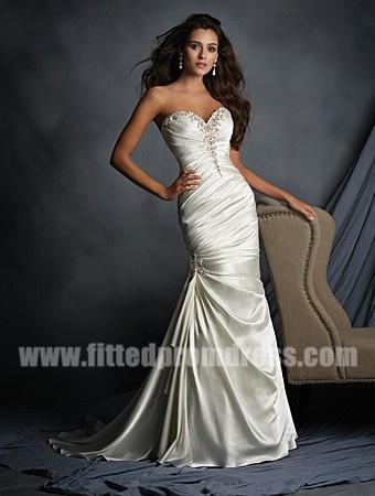 Hochzeit - Alfred Angelo 2520 Sweetheart Neckline Wedding Gowns