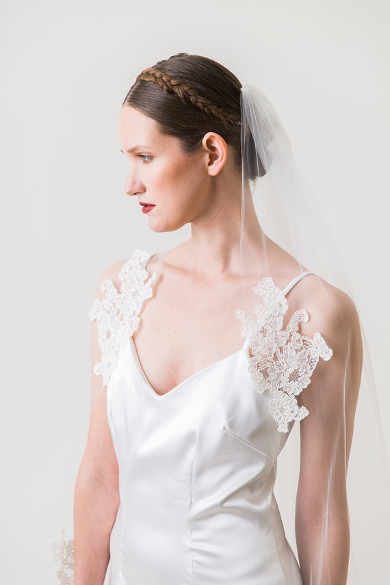 Hochzeit - Ready to Wear, Sandra -  Fingertip Length Single Tier Veil Edged With Alencon Lace Appliques