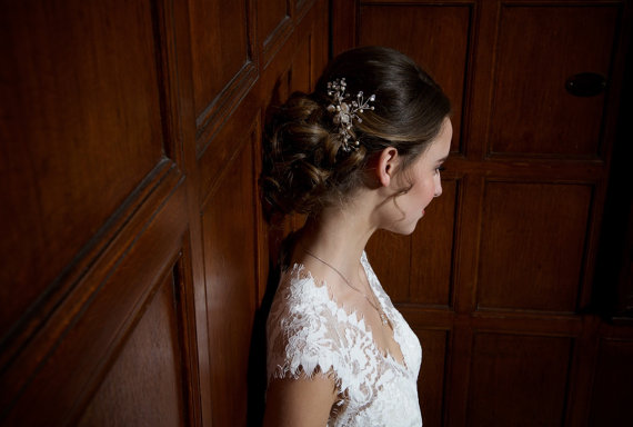 زفاف - Bridal hair accessories/ wedding hair accessories/ Handmade coin shaped freshwater pearl and crystal hairpin