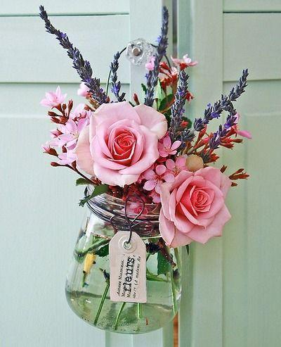 Hochzeit - Fresh Flowers In Crafts