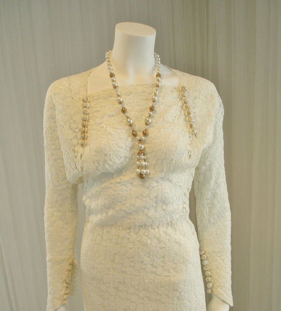 Mariage - 1930's Ivory Fitted Lace Wedding Dress
