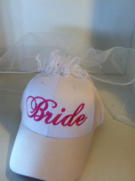 Hochzeit - Bride Matching Veil Hat with Bling