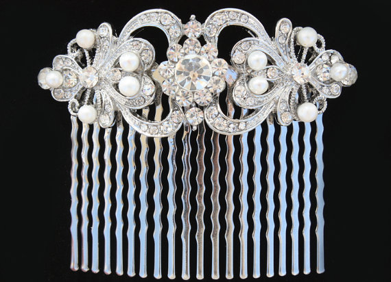 Hochzeit - vintage inspired pearls bridal hair comb,wedding hair comb,bridal hair accessories,wedding hair accessories,pearl hair comb,crystal comb