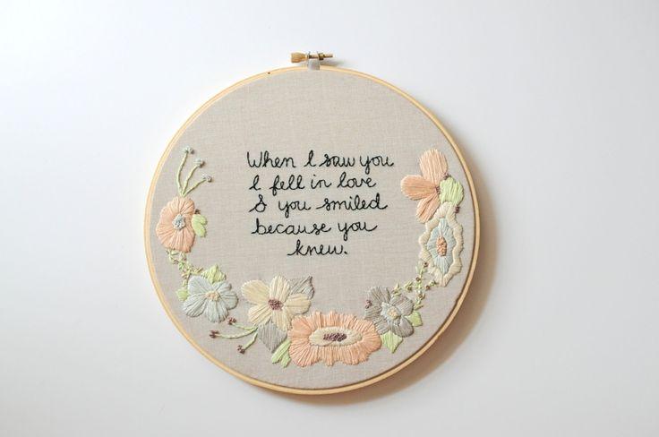Hochzeit - When I Saw You I Fell In Love. Shakespeare Quote. Handmade 8 Inch Embroidery Hoop. Wedding Decor