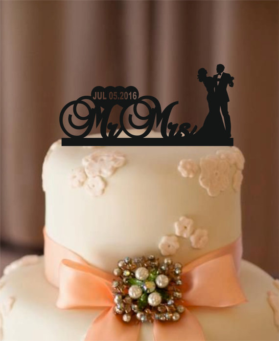 Mariage - silhouette wedding cake topper , personalized wedding cake topper - bride and groom cake topper , monogram cake topper - rustic cake topper