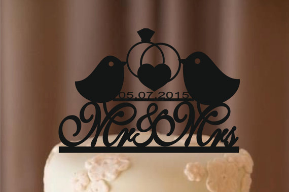Свадьба - silhouette wedding cake topper - personalized wedding cake topper - bride and groom cake topper , monogram cake topper - rustic cake topper