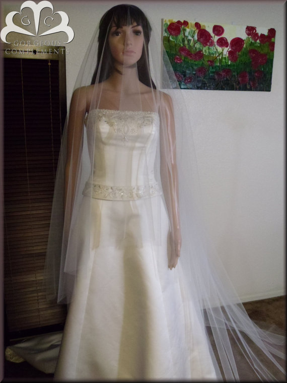 Hochzeit - Wedding Veil Gorgeous Chapel Drop Cut Edge 36/90CE