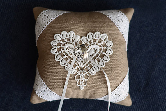 زفاف - Wedding Ring Pillow, Ring Bearer Pillow, ring cushion for rustic wedding, linen canvas, cotton lace trim, water soluble lace patch