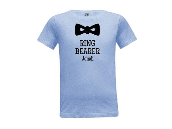 Свадьба - BOWTIE RING BEARER Shirt. Bow Tie Tshirt. Ring Bearer present. Bridal Party Gift. Bow Tie Ring Bearer. Custom Ring Bearer. rbs