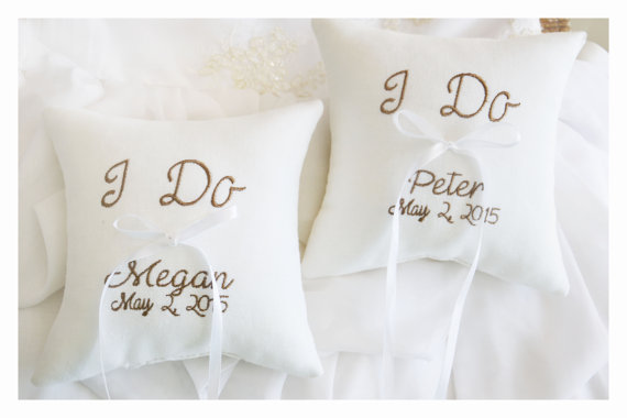 Hochzeit - Ring bearer pillows, set of  2 pillows, I Do ring bearer pillows , wedding ring pillow , personalized ring bearer pillow (R128)