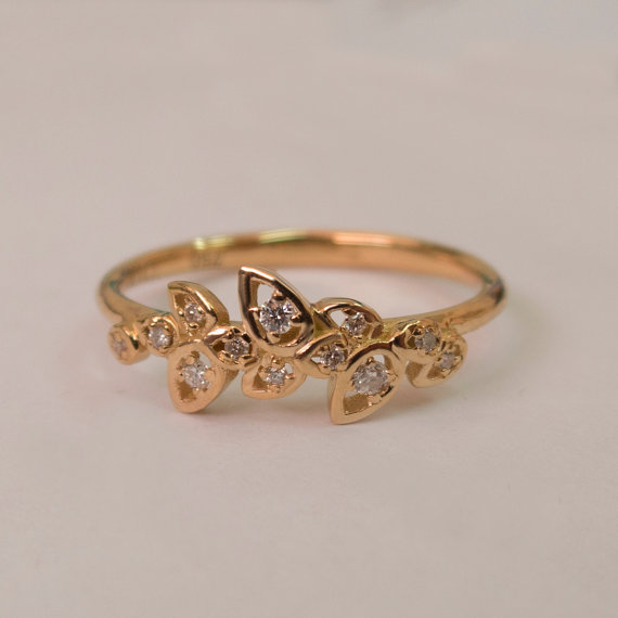 Hochzeit - Leaves Engagement Ring  - 14K Rose Gold and Diamond engagement ring, engagement ring, leaf ring, filigree, antique, art nouveau, vintage