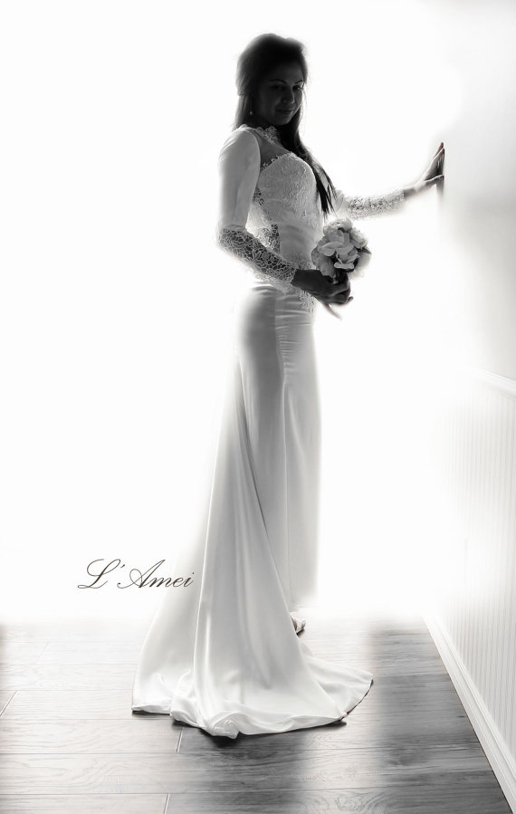 زفاف - Romantic Design High Neck Long Sleeve Lace Wedding Gown Dress with Fitted Waist
