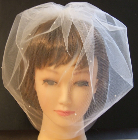 Свадьба - SALE 10 % OFF.Tulle Birdcage veil top comb.Tulle Blusher veil 9"12" or 15"Tulle Net Veil Wedding Bridal birdcage veil w Top comb Dont' miss!