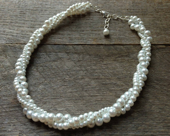 زفاف - White Pearl Necklace Twisted Clusters on Silver or Gold Chain - Wedding, Bridal, Birthday Gift