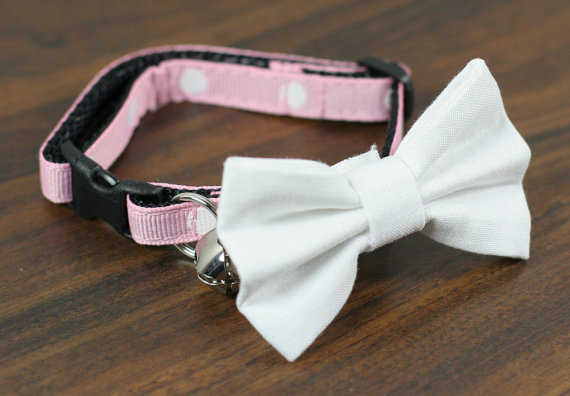زفاف - Cat Collar with Bow Tie - Soft Pink With White Polka Dots with White Bow Tie