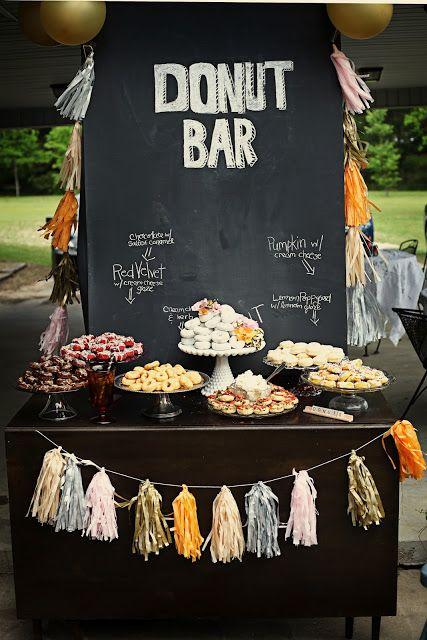 Свадьба - 23 Brilliant Wedding Bars From Couples Who Dared To Dream
