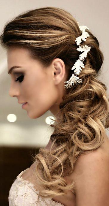 Свадьба - Side Swept Wedding Hairstyles To Inspire