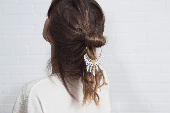زفاف - Lace hair accessory - DAZE - White lace, brass hoop and brass findings