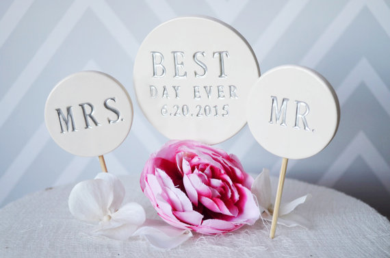 Wedding - PERSONALIZED Round Best Day Ever Wedding Cake Topper with Mr. and Mrs. Toppers