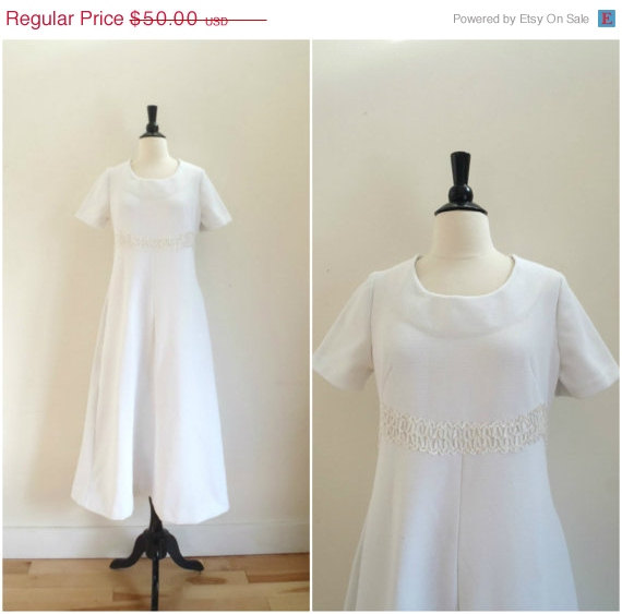 Mariage - SUMMER SALE Vintage bohemian simple white wedding dress / short sleeved knit long dress with sequin detail belt / empire waist