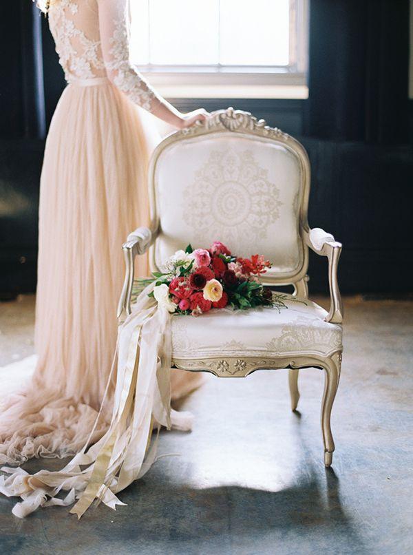 Mariage - A Vintage Romance Wedding In Candlelight And Silk