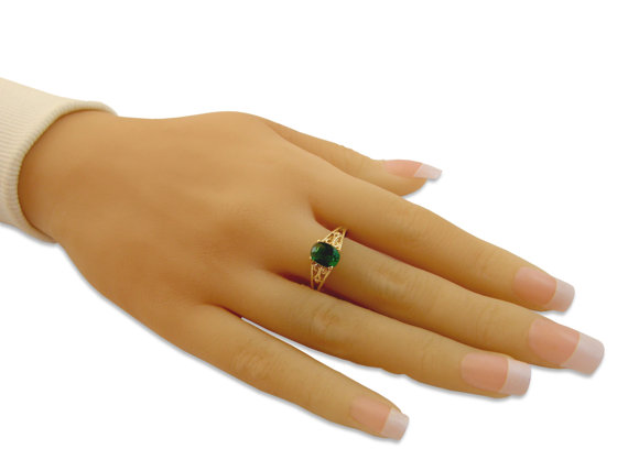 Mariage - Emerald Ring, 14K Gold Filled Ring, Affordable Engagement Ring, Gift for Her, everyday ring