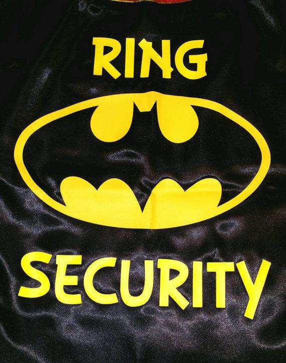 Свадьба - Ring Security Ring Bearer Batman Cape / Ring Bearer Gift