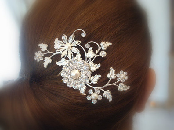 Свадьба - Bridal hair comb, wedding hair comb with Swarovski crystals and Swarovski pearls, antique silver, vintage style, wedding hair