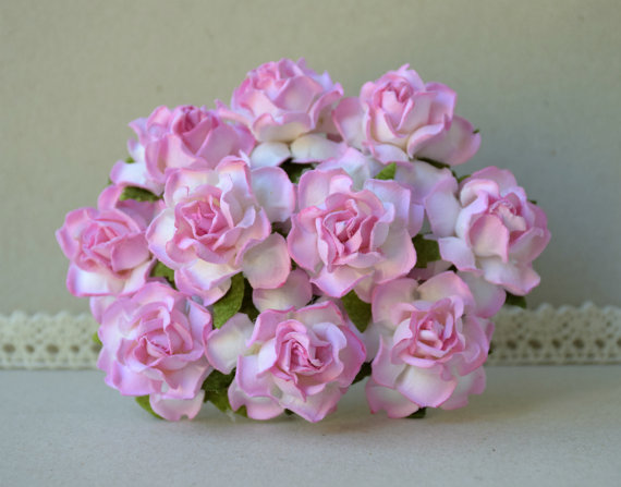 Mariage - 30 mm / 10 mixed pink and white   paper  roses  For Crafts ,Scrapbooking ,Cardmaking , Embellishment