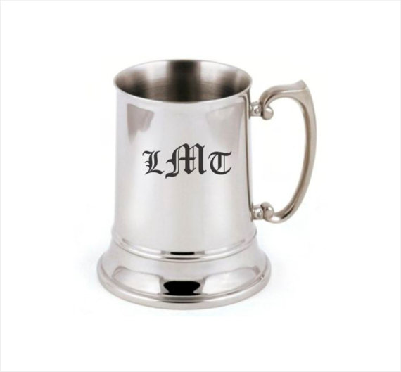 Свадьба - Personalized 16oz Stainless Steel Beer Stein Groomsmen Gift - Father's Day Gift - Wedding Gift - Creative Birthday Gift for Beer Aficionados