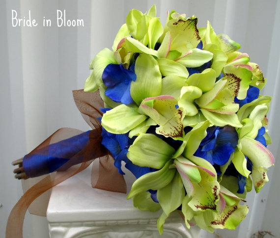 Hochzeit - Wedding bouquet green orchids royal blue silk bridal flowers