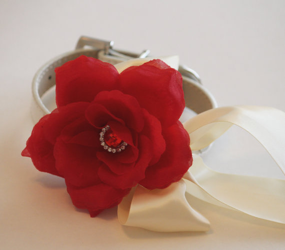 زفاف - Red Floral dog collar, Red flower with Red Rhinestone, Pet wedding accessory, Dog Lovers