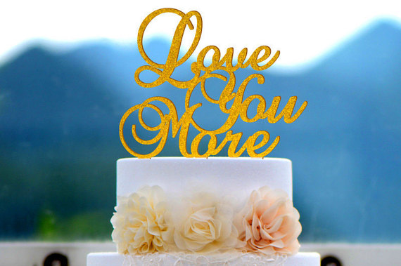 Mariage - Wedding Cake Topper Monogram Mr and Mrs cake Topper Design Personalized with YOUR Last Name 024