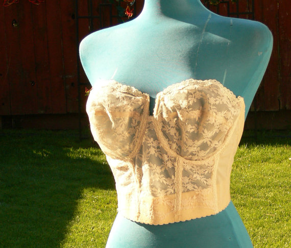زفاف - cream boned strapless low back corset size 36c