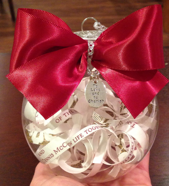 زفاف - Personalized Wedding Invitation Ornament with Bow and Charm, first anniversary gift, wedding gift, shower gift, gift for newlyweds