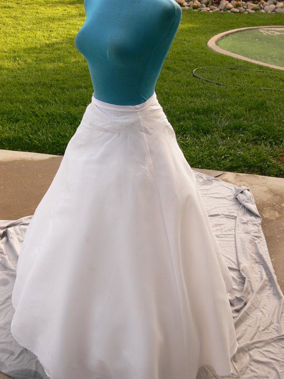 Свадьба - full Bridal wedding dress  petticoat size 11