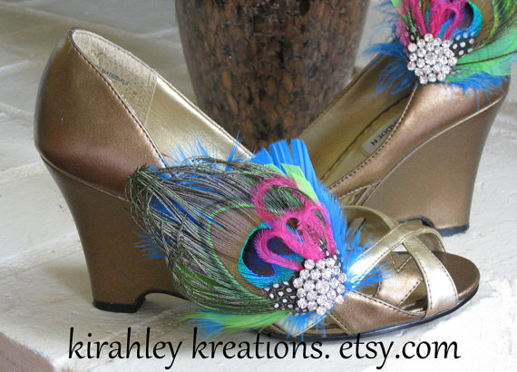 زفاف - LEHANNA -- Peacock Feather & Rhinestone Pink Green Shoe Clips CUSTOMIZABLE in Your Colors Wedding Keepsake Bride Bridesmaids Prom Accessory