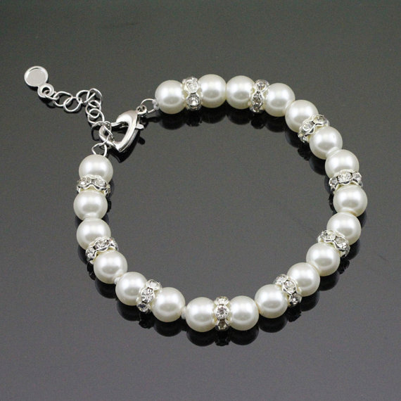 Hochzeit - Glass pearl bracelet,ivory pearl bracelet,crystal bridal bracelet,wedding bracelet rhinestone,wedding jewelry bridesmaid bracelet pearl gift