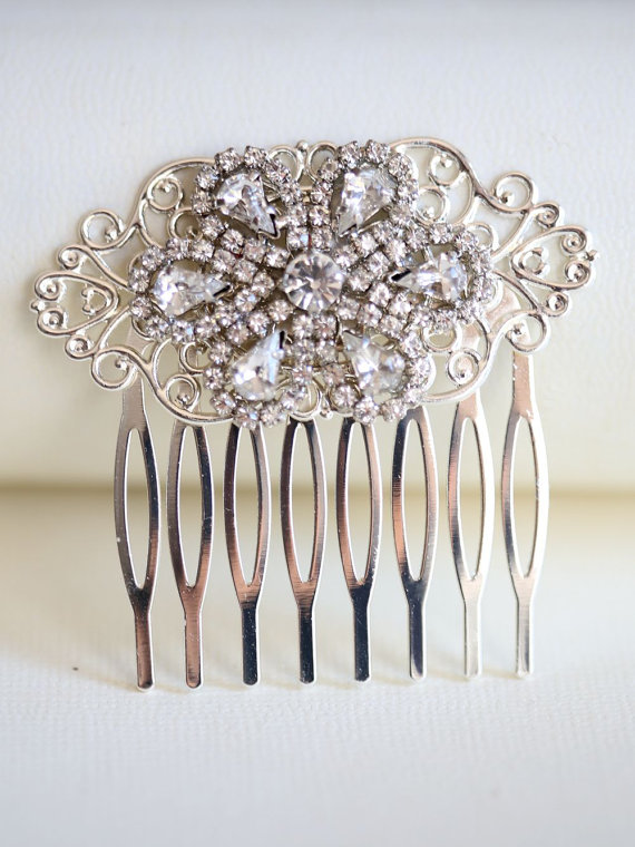 Mariage - Rhinestone Pearl Silver Comb,Wedding Bridal Hair Comb.Flowers Collage Hair Comb, Bridal Bridesmaid Comb,Summer,Gift for her