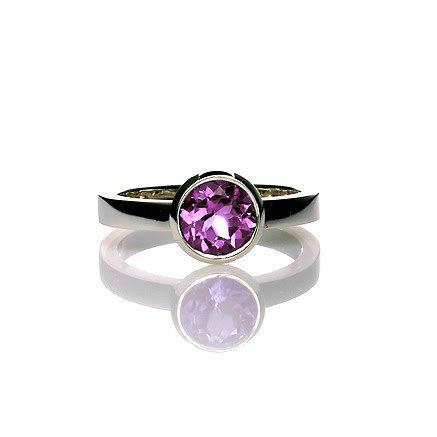 Mariage - Amethyst ring, white gold, Solitaire ring, engagement ring, purple, Amethyst engagement, birthstone, violet, minimalistic, nickel free