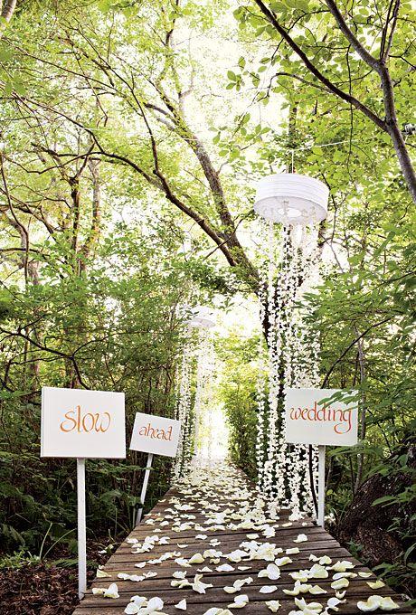 زفاف - Whimsical Carnation Garland Path Decor