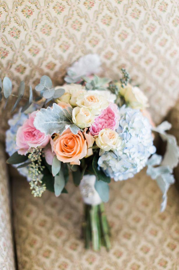 Hochzeit - Vintage Wedding With A Touch Of Southern Charm