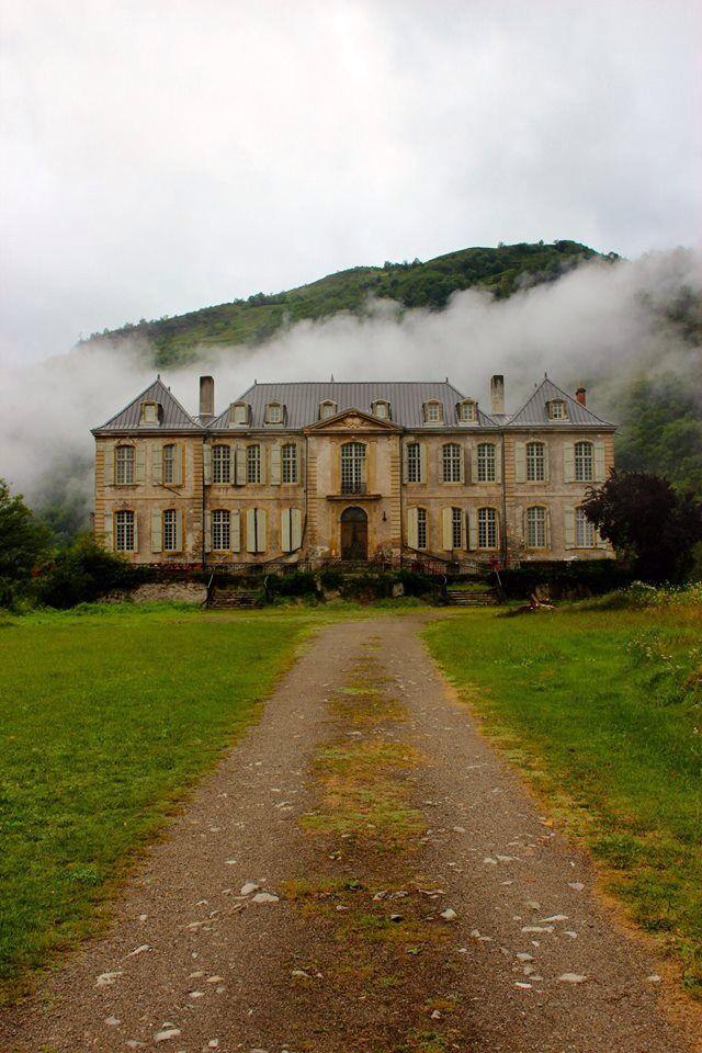 Свадьба - 9 Of The Most Fascinating Abandoned Mansions From Around The World