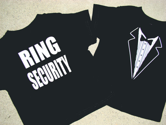 Свадьба - Special listing for Cathy -Ring Bearer Tshirt - Tux front Mason back shirt- Free US shipping -Ringbearer Rehearsal Shirt - super cute