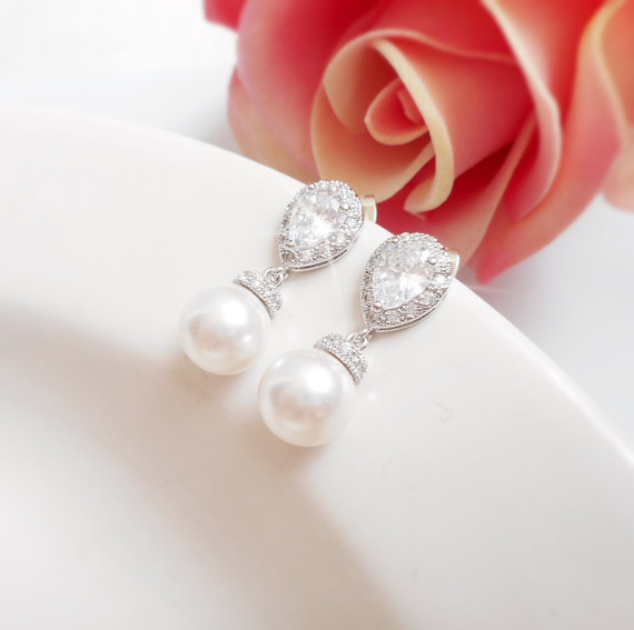 زفاف - Swarovski Pearl And Cubic Zirconia Bridal Drop Earrings Teardrop CZ And Pearl Bridal Earrings Simulated Diamond Earrings FREE US Shipping