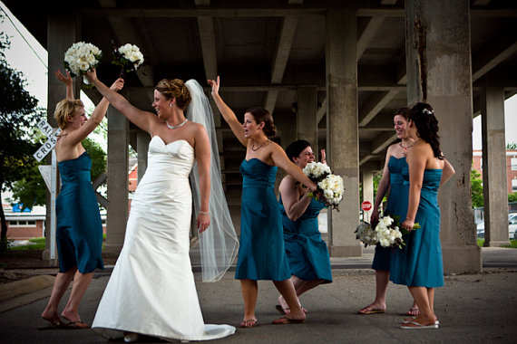 زفاف - Custom Handmade Waltz Bridal Wedding Veil Starting at Only 31.99